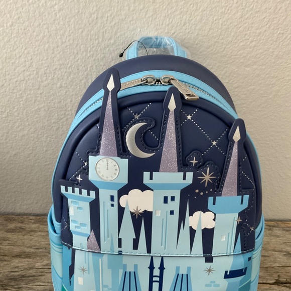 SALE!!! Loungefly Cinderella Castle Glow in the dark Disney backpack NWT main image 12